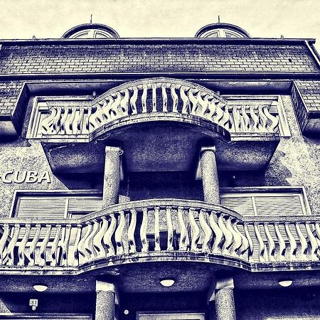 Hostel Cuba Banyaluka Dış mekan fotoğraf