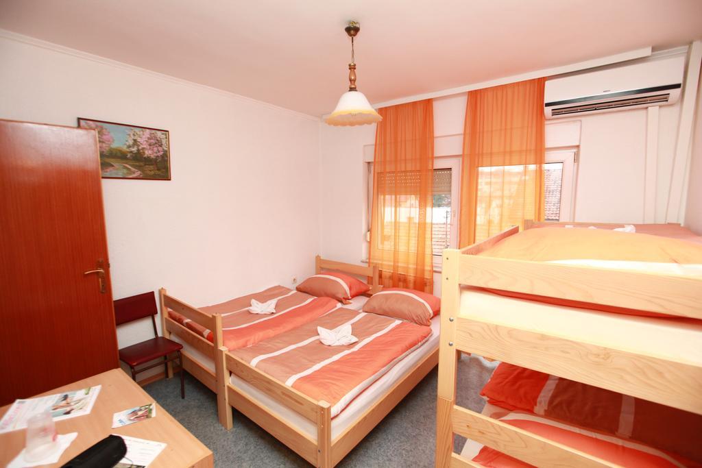 Hostel Cuba Banyaluka Dış mekan fotoğraf